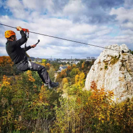 ZAPRASZAMY NA ZIMOWY ZJAZD TYROLKĄ NA KADZIELNI